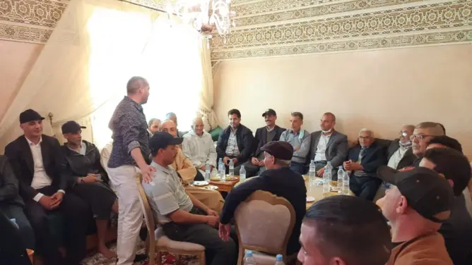 غاضبون يلوحون بانسحاب جماعي من البام بخريبكة.. ومصدر: زوبعة في فنجان