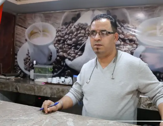 مصدومون من قرار الحكومة .. أرباب المطاعم والمقاهي ينددون بالإغلاق الليلي في رمضان (فيديو)