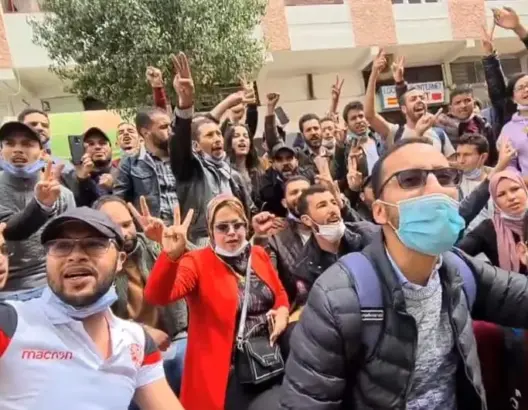الإفراج عن الدفعة الثانية من الأساتذة المعتقلين والنيابة العامة تتابعهم في حالة سراح