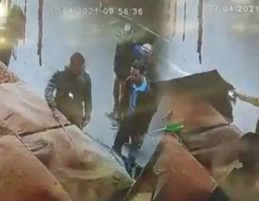 صاحب محل تجاري بالبيضاء يشتكي شطط قائد في استعمال السلطة (فيديو)