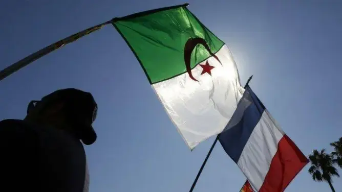 إيداع وزير السياحة الجزائري الأسبق الحبس المؤقت بتهم فساد