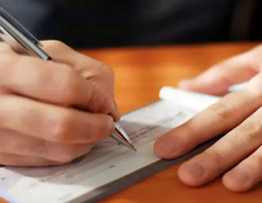 بعد مطالبتهم بإحضار مُرافق.. مزاجية مدراء أبناك تجاه المكفوفين تسائل حماية معطياتهم الخاصة