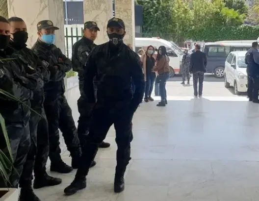 وكالة الأنباء التونسية تقاطع أنشطة الحكومة احتجاجا على اقتحام الأمن لمقرها