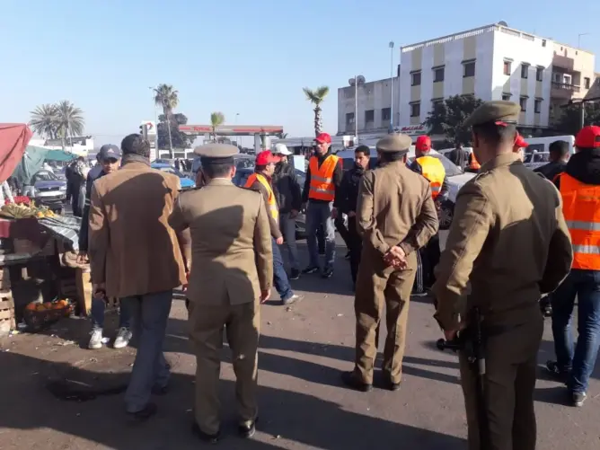 إصابته خطيرة.. طعن عنصر من القوات المساعدة خلال تحرير الملك العمومي بمراكش