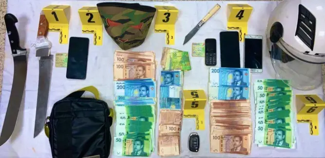 توقيف شخصين بطنجة سرقا وكالة بنكية بالسلاح الأبيض