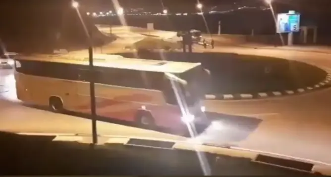 من معبر سبتة.. إسبانيا تسلم المغرب الدفعة الثانية من أصحاب “الفرار الجماعي” سباحة