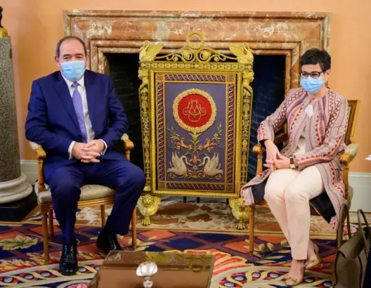 الجزائر تحرض إسبانيا على اتخاذ موقف عدائي من مغربية الصحراء
