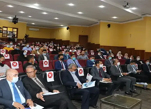 جامعة مولاي إسماعيل تنظم ندوة علمية لحماية الأملاك العمومية بالمغرب (صور)