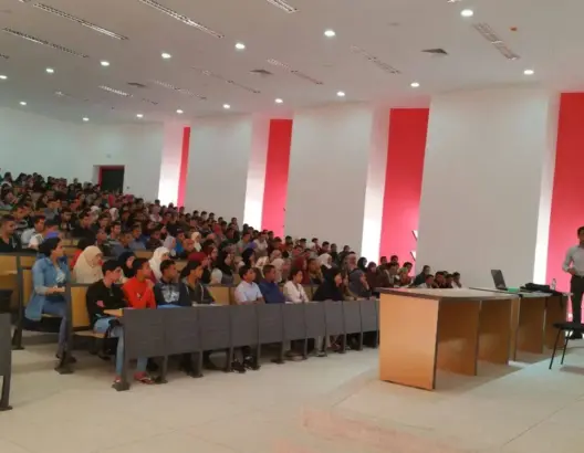 الجماعة تنضم لرافضي نظام “البكالوريوس” وتحذر من “التعاقد” في الجامعات