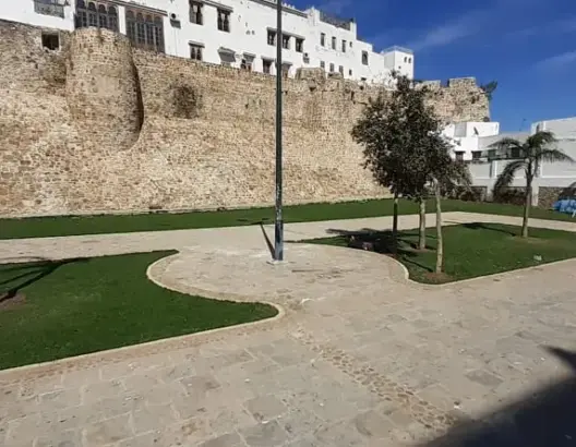 رياض “سوق دبارا” بطنجة.. فضاء أخضر بسمعة سيئة (صور)