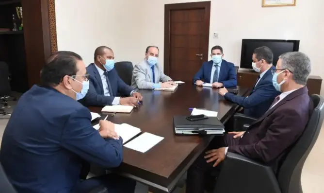 التنسيق النقابي الثلاثي يصل لاتفاق مع أمزازي حول عدد من الملفات