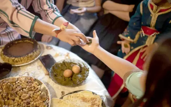 ضمنها البصق على العروس .. هذه أغرب عادات الزواج عبر العالم