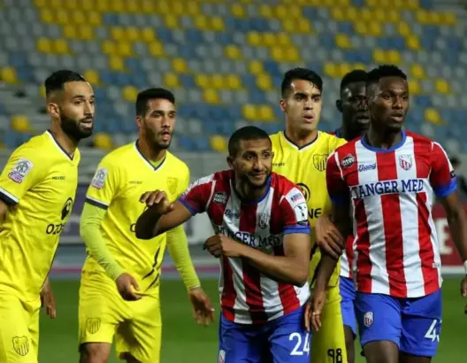 اللاعب الحسناوي يصد ضربتي جزاء ويقود الحمامة البيضاء لنصف نهائي كأس العرش