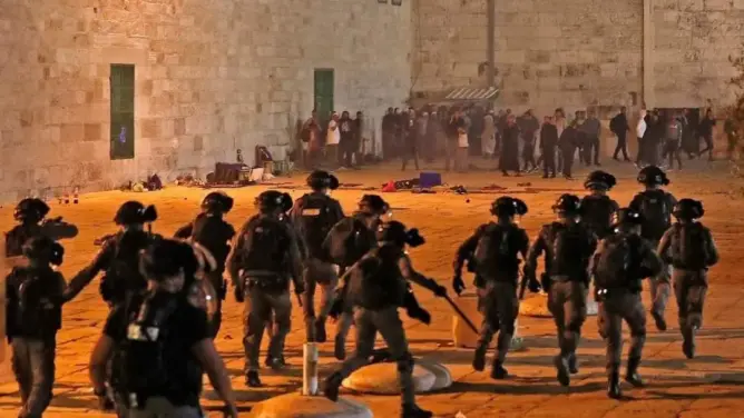 بعد يوم دامٍ بالقدس.. عباس يطالب بجلسة عاجلة لمجلس الأمن وتركيا تصف إسرائيل بالدولة الإرهابية
