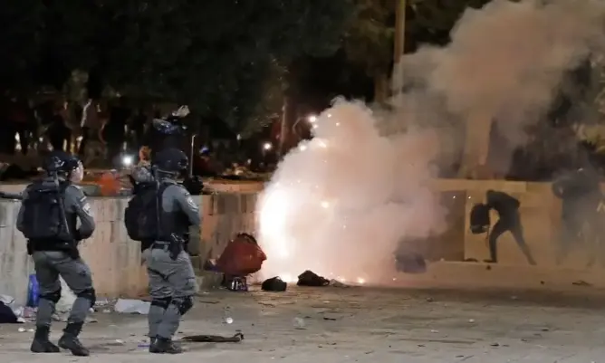 وسط تنديد عربي ودولي واسع.. انتقادات للصمت الرسمي المغربي تُجاه أحداث القدس