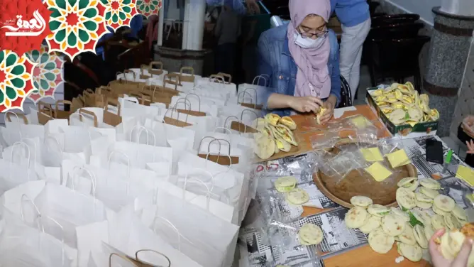 عابر سبيل.. مبادرة إنسانية تدخل الفرحة على المحتاجين طيلة شهر رمضان (فيديو)