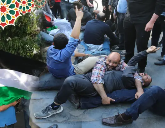 مناهضو التطبيع يحتجون في البيضاء: لن نهادن ولن نُطَبِّع