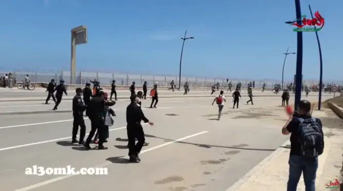 مواجهات عنيفة بالفنيدق بين الأمن ومئات من مرشحي الهجرة ووقوع إصابات