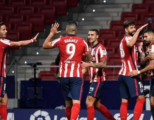 أتلتيكو مدريد يحرم الريال من اللقب ويتوج بـ”الليغا” الحادية عشرة في تاريخه