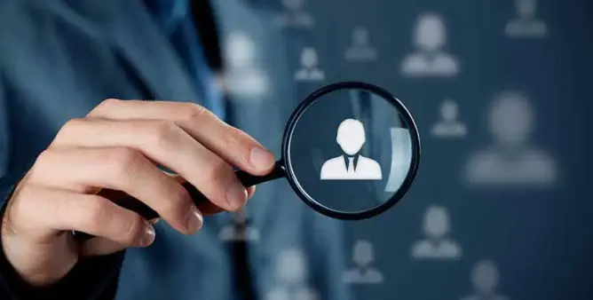 منظمة “إشعاع” تدعو الحكومة لمراجعة قرار تسقيف سن التوظيف