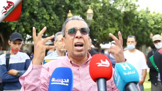 المهداوي غاضب من التحرش بزوجته أمام البرلمان ويوجه رسالة قوية للمسؤولين(فيديو)