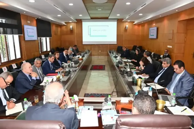 أمزازي واعويشة يجتمعان برؤساء الجامعات لمناقشة إعادة إحياء الجامعة المغربية