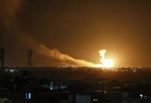 خلفت مقتل 11 عنصرا من قوات النظام.. غارات إسرائيلية على مناطق بسوريا