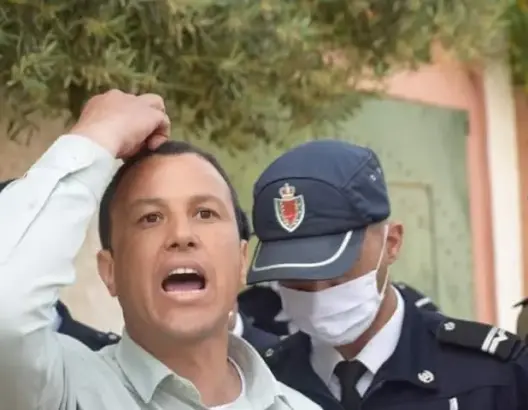 ابتدائية خنيفرة تبرئ ناشطا حقوقيا.. والأخير يعتبر الحكم إنصافا للــAMDH