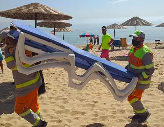 سلطات البيضاء تتفاعل مع حملة شنها نشطاء ضد أصحاب “الباراسولات”