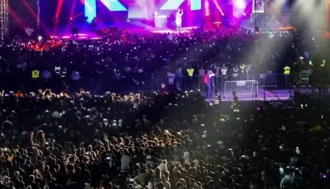 مراكش تحتضن حفلا فنيا كبيرا يشارك فيه نخبة من الفنانين الفرنسيين المشهورين