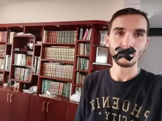 ابتدائية سلا تؤجل النظر في قضية نجل الأمين العام للعدل والإحسان