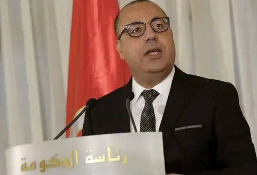 كورونا تصيب رئيس حكومة تونس رغم تلقيه اللقاح.. والصحة: عدد الوفيات فاق التوقعات