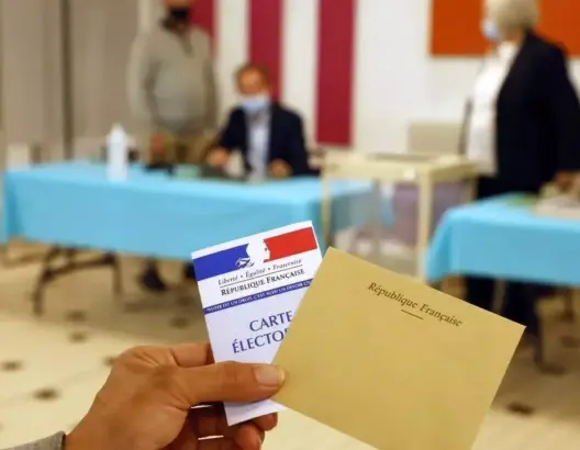 اليمين المتطرف وحزب ماكرون يمنيان بالهزيمة في الانتخابات الاقليمية الفرنسية