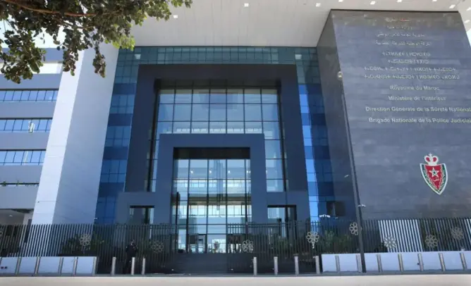 الشرطة تستمع لمراسل في ملف بيع “الفلاح” للاعتمادات الصحفية