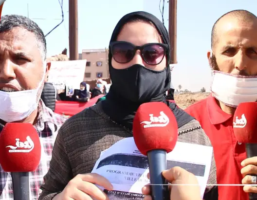 ساكنة دوار وسط مراكش تخاف هدم منازلها بشكل مفاجئ وترفض التعويض “الهزيل” (فيديو)