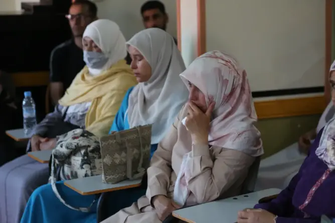 عائلات ضحايا فاجعة طنجة يعيدون فتح ملف “معمل الموت” ويطالبون بجبر الضرر (صور)