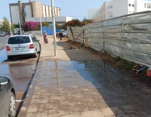 تسرب للمياه العادمة يزكم أنوف سكان بسلا ويثير غضبهم
