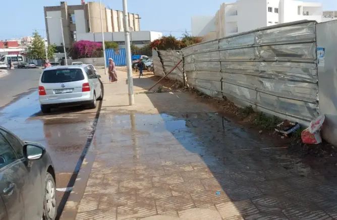 تسرب للمياه العادمة يزكم أنوف سكان بسلا ويثير غضبهم