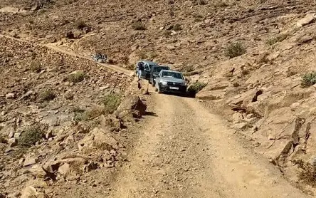 توسيع وتأهيل الطريق بين أزيلال وتنغير على طاولة بركة