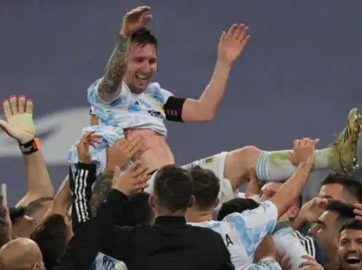 للمرة الـ15 في تاريخه..المنتخب الأرجنتيني يتوج بطلا لـ “كوبا أمريكا”