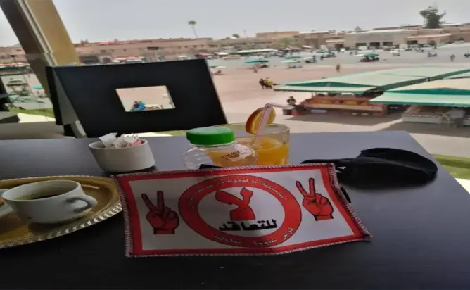 رغم قرار المنع.. المتعاقدون يحجون إلى مراكش استعداد لمسيرتهم الوطنية