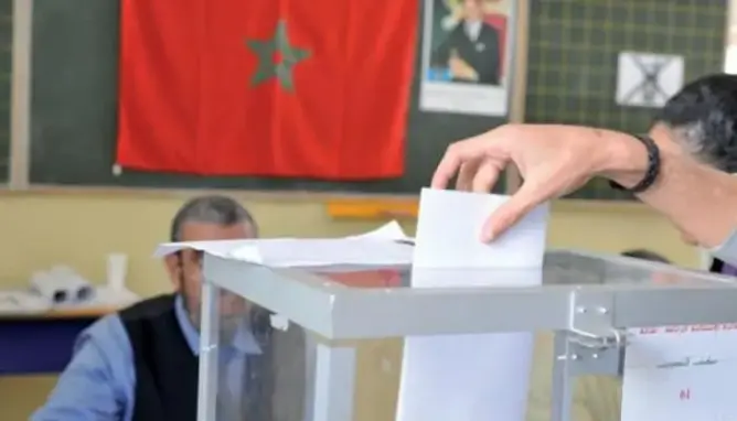أربعة أحزاب سياسية تدين الإعتداء على برلماني نواحي فاس