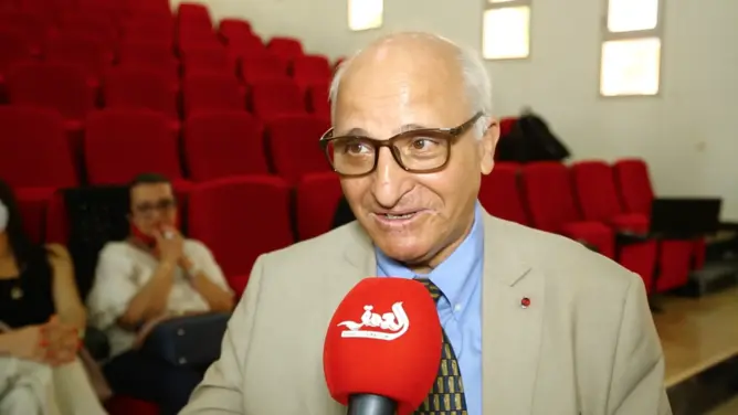 الصين تمنح العالم المغربي رشيد اليزمي براءة اختراع جديدة حول بطاريات السيارات