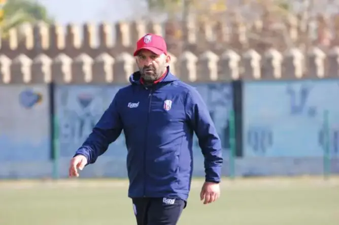 المغرب التطواني ينهي خدمات “الدريدب” ويعين بدله مدربا إسبانيا