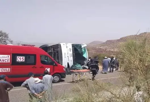 إصابات خطيرة في انقلاب حافلة لنقل المسافرين بضواحي أيت باها