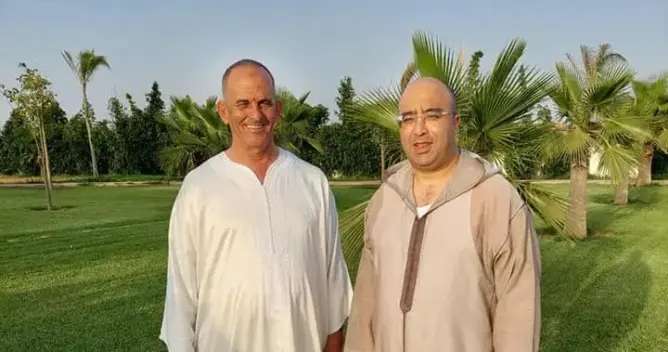 بعد شهر من التحاقه بالعدالة والتنمية قادما من "البام".. نائب رئيس جماعة وجدة يلتحق بالأحرار