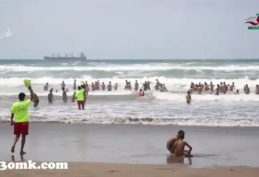 بينهم فتاة شابة.. شاطئ النحلة بالبيضاء يودي بحياة 4 أشخاص في ظرف وجيز