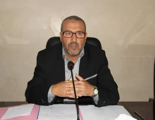 كورونا يُبعد عمدة طنجة عن دورة المجلس الإستثنائية