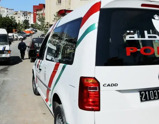 مروع.. مقتل سيدة بين عجلات سيارة