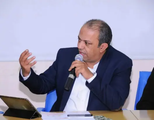 الخبير في العلاقات الدولية البلعمشي